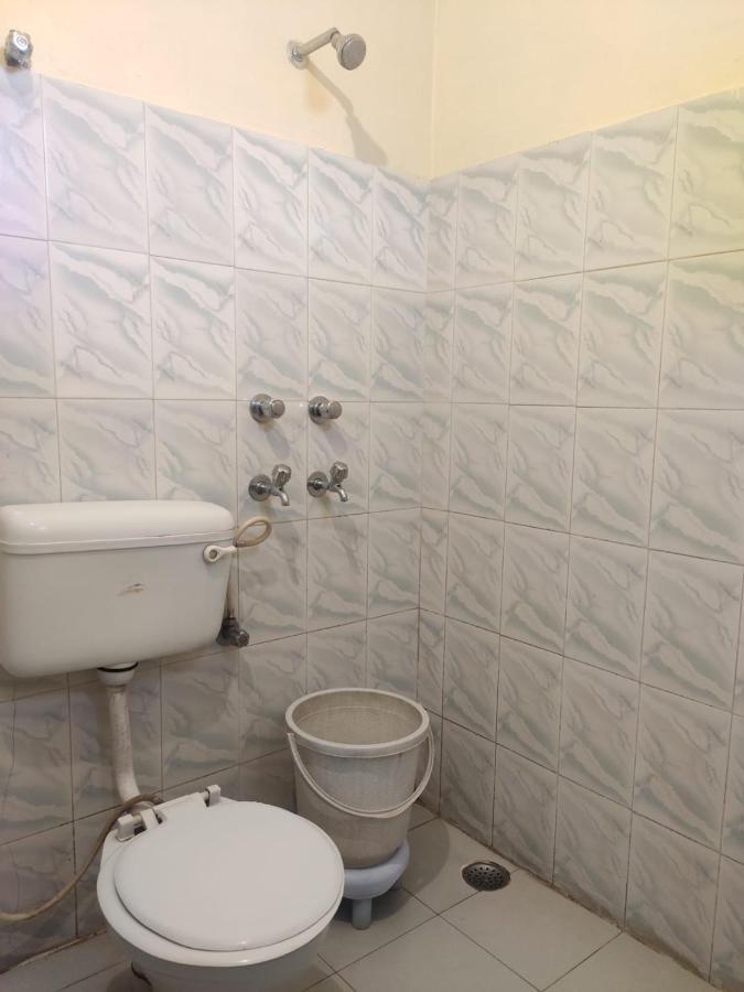 דרמסאלה Hotel Amandeep מראה חיצוני תמונה